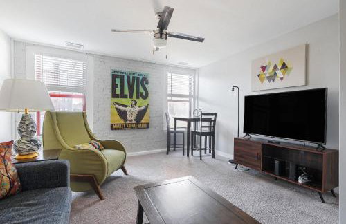 Spacious 2BR Apt on Mass Ave w Kitchen - Foto 8