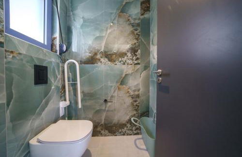 Naval villa-Panoramic villa with heated pool on the roof - Photo 29