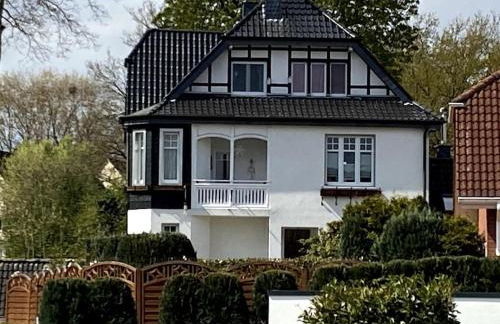 Wohnung in stilvoller Villa - Foto 1