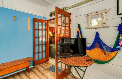 Walk to Lake George Beach Quiet Family Retreat - Foto 16