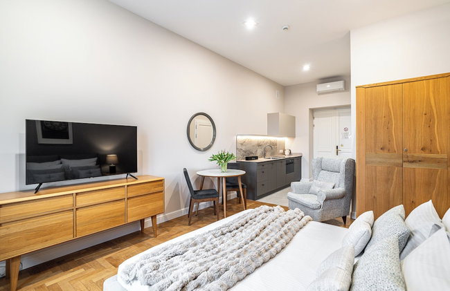 Venetian House Market Square Aparthotel - Photo 143