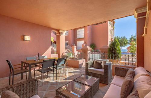 Elegant Golf Apt, Peace, Pool, Panoramic Views - Foto 30