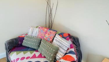 Cosy entire flat - Photo 1