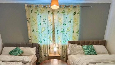 2 Bed House-Sleeps 4-Free Parking - Foto 2