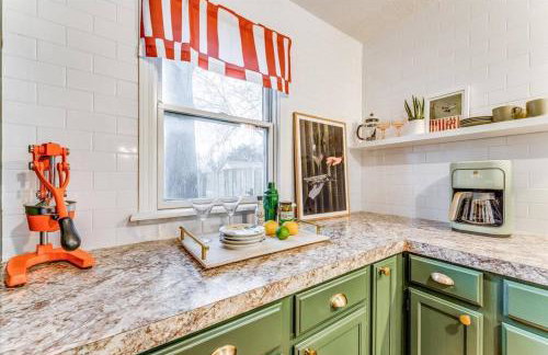 A Retro Retreat for Shaken or Stirred Memories - Foto 12