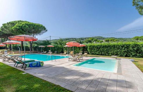 Nice Home In Tuoro Sul Trasimeno - Foto 9