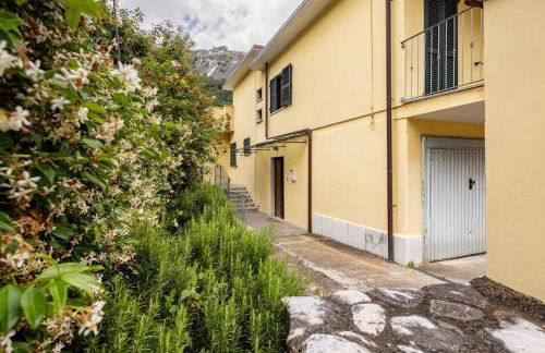 In the heart of the Apuan Alps with terrace - Foto 24