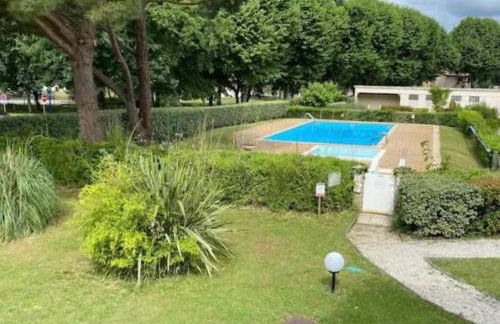 Studio Nala home Andernos avec terrasse, parking privatif, piscine dans résidence , wifi, ménage compris - Foto 21