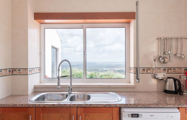 Oceanview Cliff Retreat - Photo 9