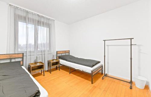 OF02 Komfortables Apartment für Monteure und Teams - 4 Schlafzimmer mit 10 Einzelbetten - LS Crewcomfort - weitere Unterkünfte verfügbar - Foto 1