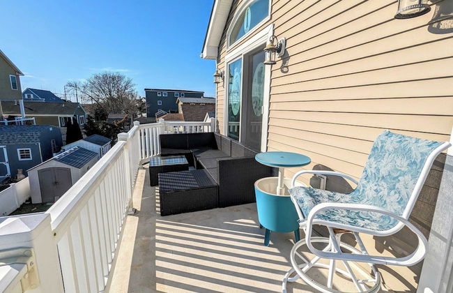 Waves 'n Wooder by Avantstay Swimspa + Game Room, Walk to Beach - Foto 27