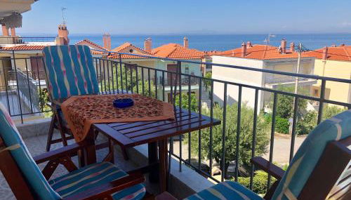 Gerakini 2BR Apt with Shared Pool - Foto 5