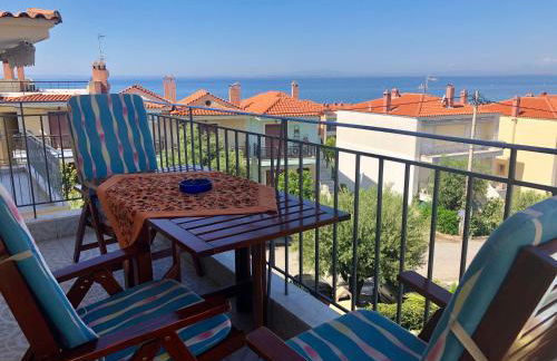 Gerakini 2BR Apt with Shared Pool - Foto 5