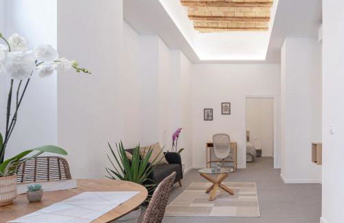 ESC - Loft Valencia Cómodos y espaciosos estudios cercanos a estación Joaquín Sorolla - Photo 26