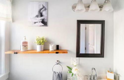 Jennifer's Modern Federal Hill Apt w Private Deck - Foto 5