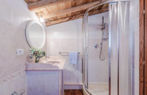 Cottage Gigi, Smart Convenient Stone Village House - Foto 79