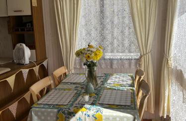 Beautiful Rural Holiday Chalet With Hot tub and Igloo cinema - Photo 5