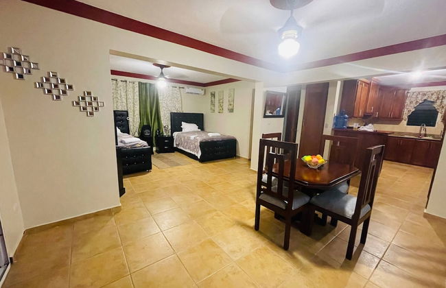 Lovely 2 Bedroom Condo With Pool And Hot Water - Foto 12