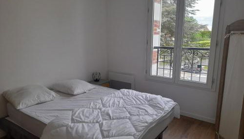 Appart dans petit chateau en centre ville - Foto 5