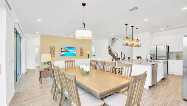 Upstay - 19-guest Resort Home w Pool Hottub Disney - Foto 2, Habitación