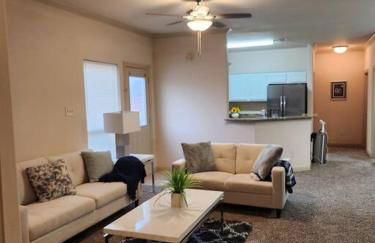 Townhouse near AT&T stadium, Six Flags & Epic Waterpark - Foto 27