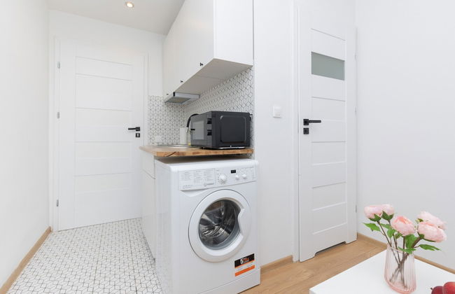 Studio Warsaw Miączyńska by Renters - Photo 8