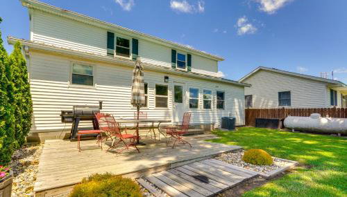 Howe Retreat with Fire Pit and Private Boat Dock! - Foto 1