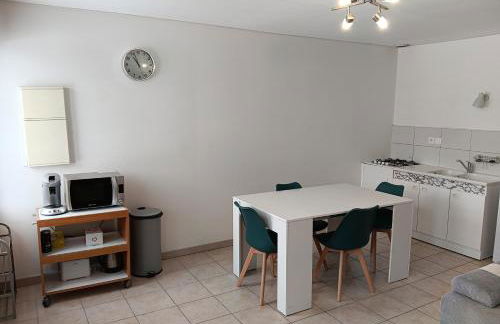 Appartement rez-de-chaussée calme - Foto 5