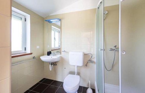 Awesome Home In Trilj - Photo 40