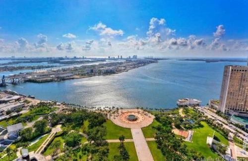 Luxury Building with Ocean Views in Downtown - Foto 33