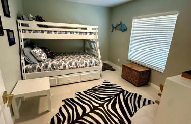 Blue Heron House, Private 4 BR Waterfront w Heated Pool and Fire Pit - Foto 8