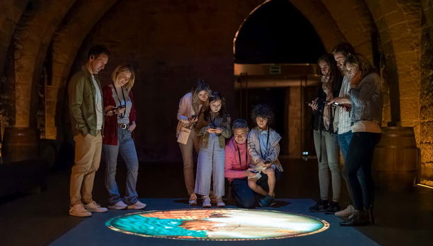 Contemplando os painéis interativos