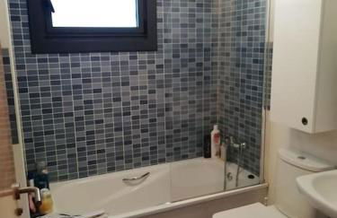 Habitacion en piso compartido y wc compartido cerca de Playa de Samil - Foto 11