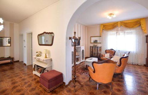 3 Bedroom Gorgeous Home In Pistoia - Foto 18