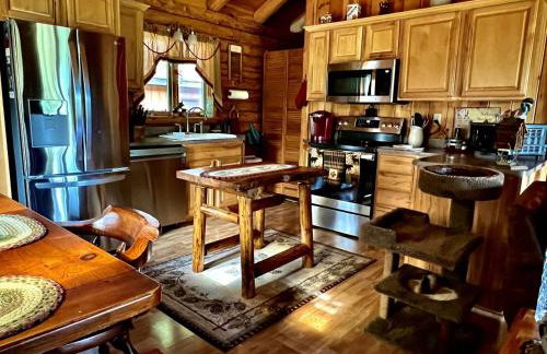 Romantic Nature Escape: Beautiful Log Cabin with Amazing Views and Hiking Trails Nearby in the White Mountains, New Hampshire - Foto 10