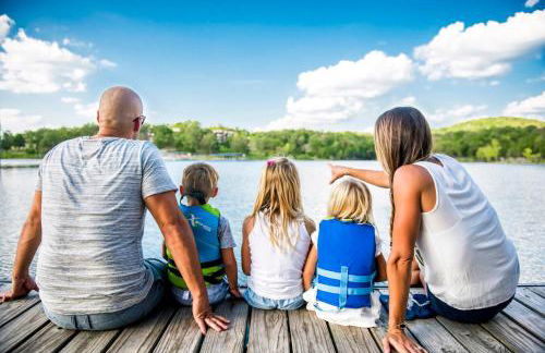 Chalets Resort LAKEFRONT Cottage Free Amenities Amazing views Kayaks 2 Pools - Foto 34