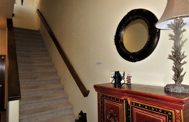 Fawn Townhome 4 bed 3 bath HTJP4 - Foto 2