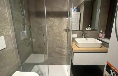 Comfortable and sunny 4 minutes skiing facilities - Foto 11