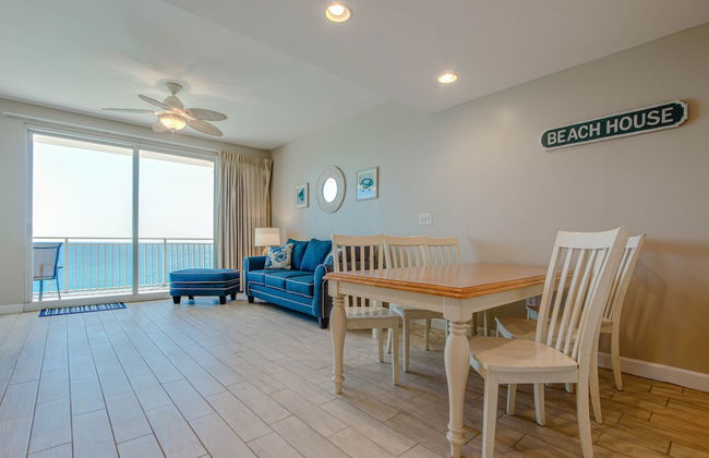 Splash Beach Resort by Book That Condo - Photo 32