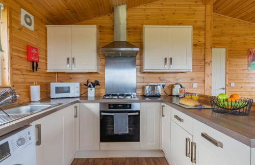 Chalet Loch Leven Lodge 21 by Interhome - Photo 19