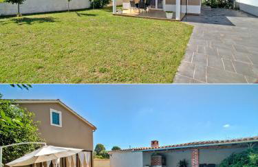 Ema Holiday Home - Foto 1