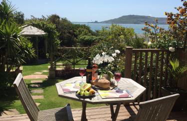 Little Gem - Photo 1