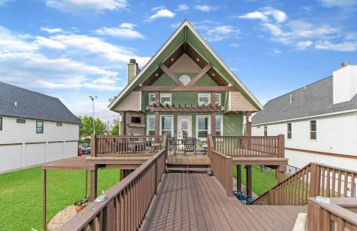 Luxury Waterfront Home Family and Pet Friendly Near Surfside Beach 11 Mins - Foto 1