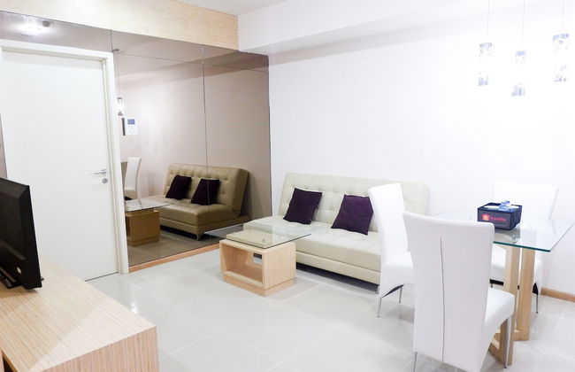 Casa Grande Apartment with Sofabed Connected to Kota Kasablanka - Foto 30