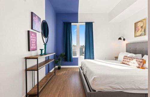 Spacious 1-BD with Stunning City Views in DTLA - Foto 16