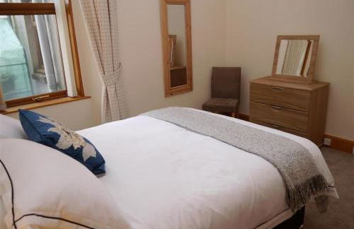 Number 48 - Photo 12