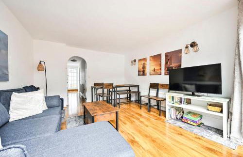 Spacious 5-Bedroom Family Home in Greenwhich - Foto 9