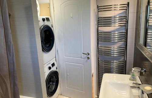 Luxury 4BR with 3 Bathrooms Apartment in Marousi - Foto 54