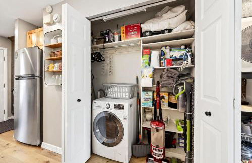 King Bed, Walk or Bike to town, EV, Pets OK - Foto 15