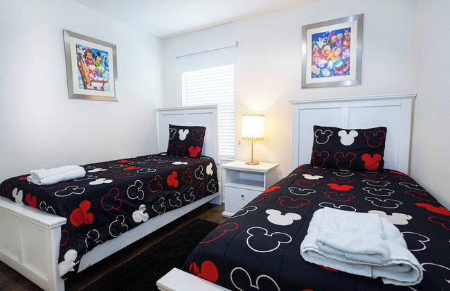 Beautiful Townhome With Hot Tub 13 - Photo 9